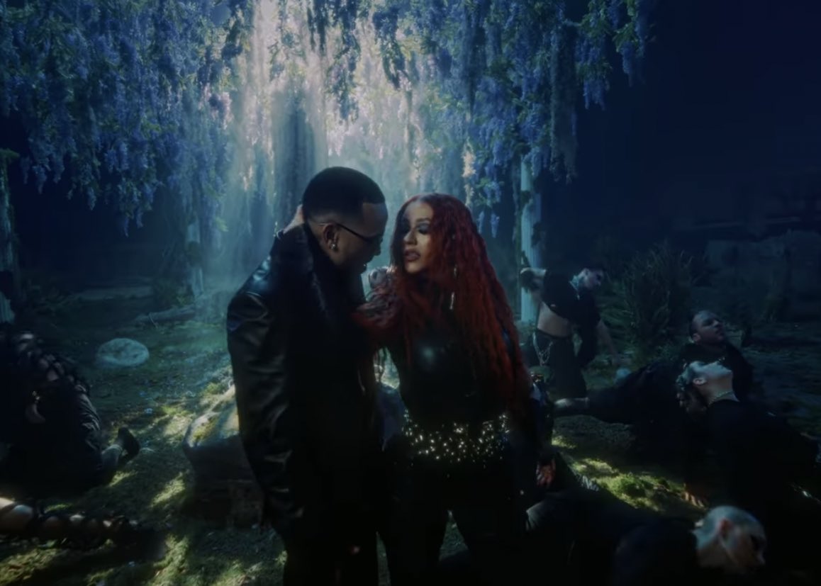 PopBase's tweet photo. Christina Aguilera drops the music video for ‘Santo’ with Ozuna. 

Watch: https://t.co/WsPPoChXrh https://t.co/WdoTVhdJny