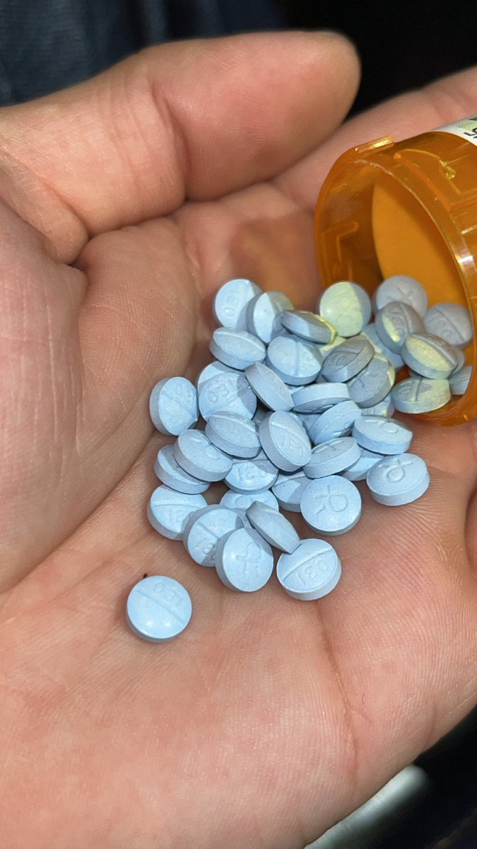 edsubishi's tweet photo. 1mg’s #actavis https://t.co/YYxdStlVbq
