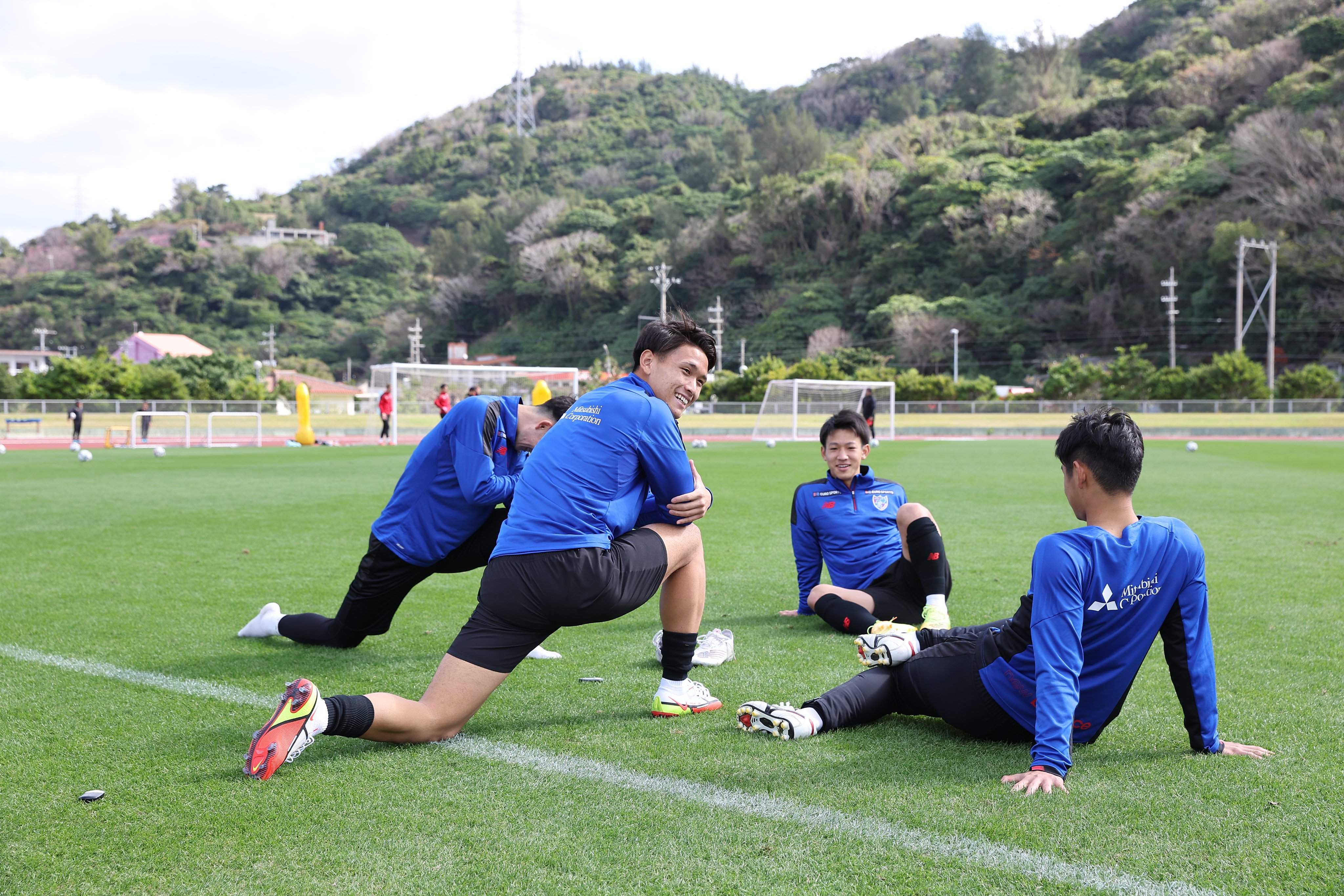 Fc東京 公式 7 6 H 札幌戦 Lifewithfctokyo 22沖縄camp Gkチームも頑張ってます 児玉剛 波多野豪 ヤクブスウォビィク 小林将天 Ynwa33 Fctokyo Tokyo T Co Drz5dkc36x Twitter