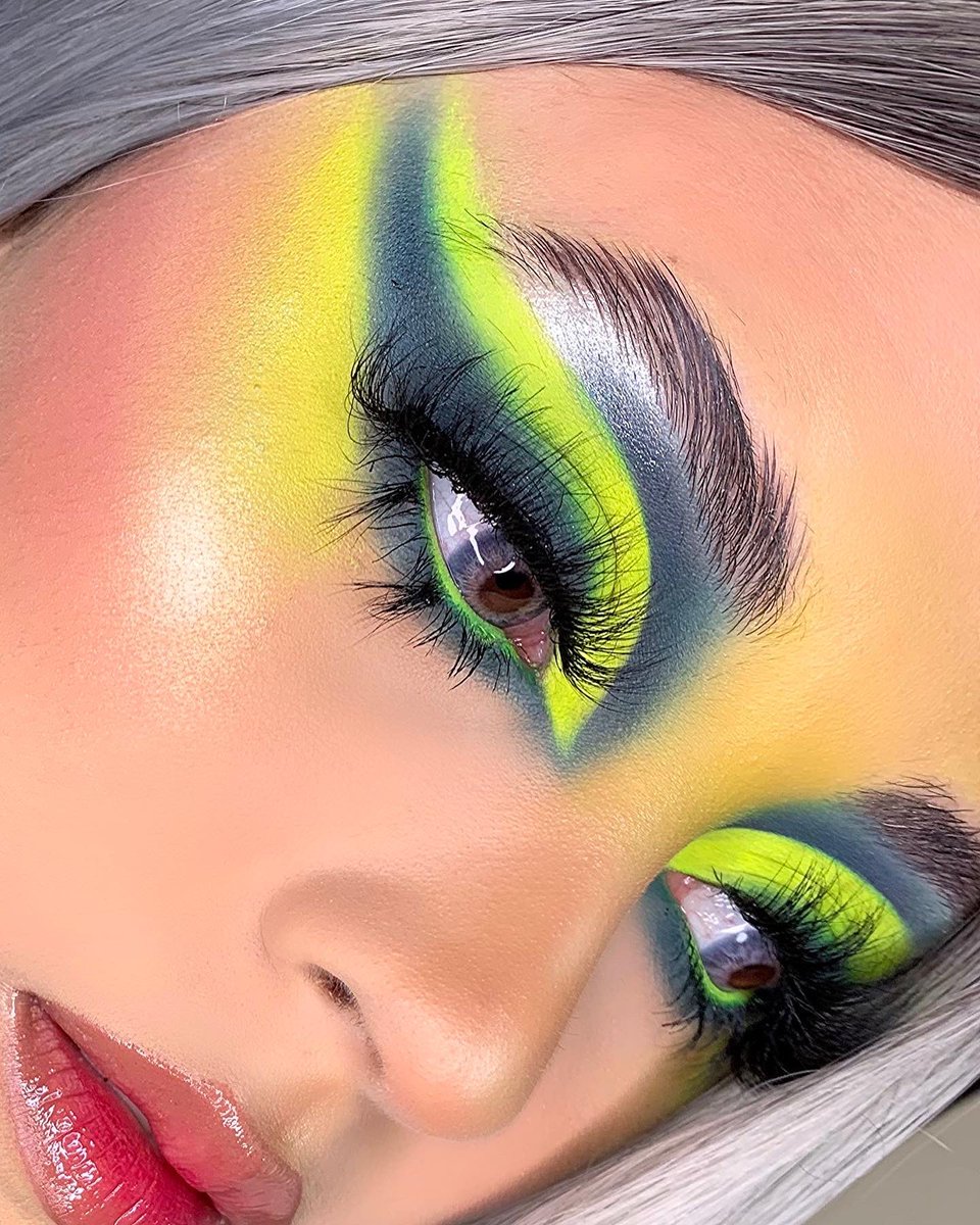 MarcanoSkia's tweet photo. @bperfectcosm @bhcosmetics @ColourPopCo 🥰🥰 #makeup #makeupartist https://t.co/x9CnBu5EPj