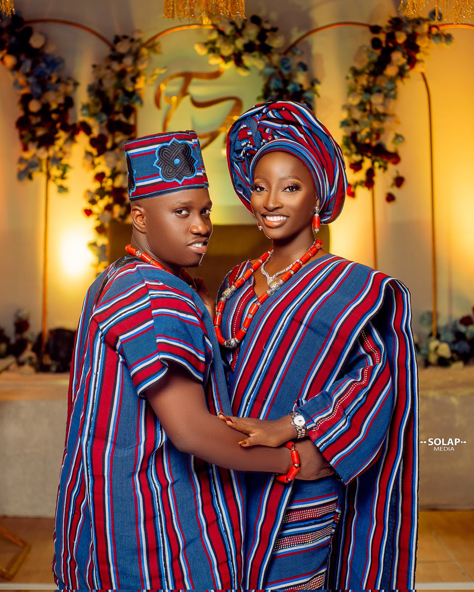 Solapmedia's tweet photo. #Faloveaffairs

Photography @solapmedia
Make up @mbpro_ng

#asoebi @asoebispecial @asoebiladies @AsoEbiBella #yorubawedding https://t.co/G3v7cubo8e
