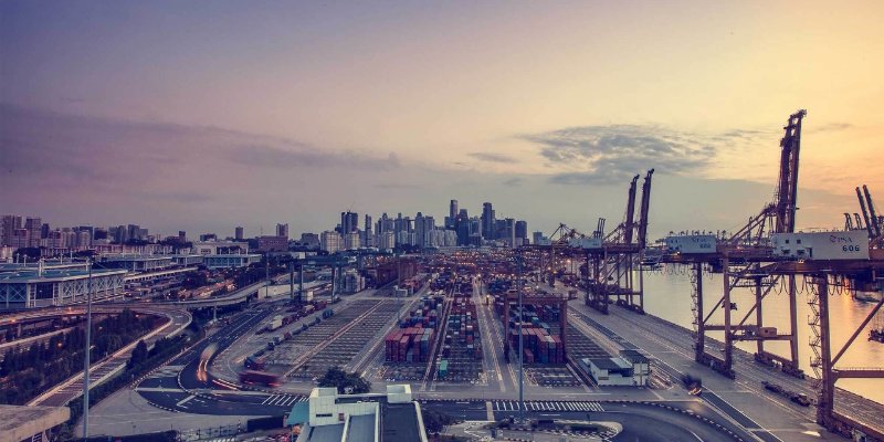 ChemQualityX's tweet photo. The global #chemicalindustry has grown strongly in recent years. This has lead to changed framework conditions and new #challenges. Learn about 3 major #trends that impact the chemical industry. https://t.co/Kh3NCcoQjm https://t.co/WrZDADnTZV
