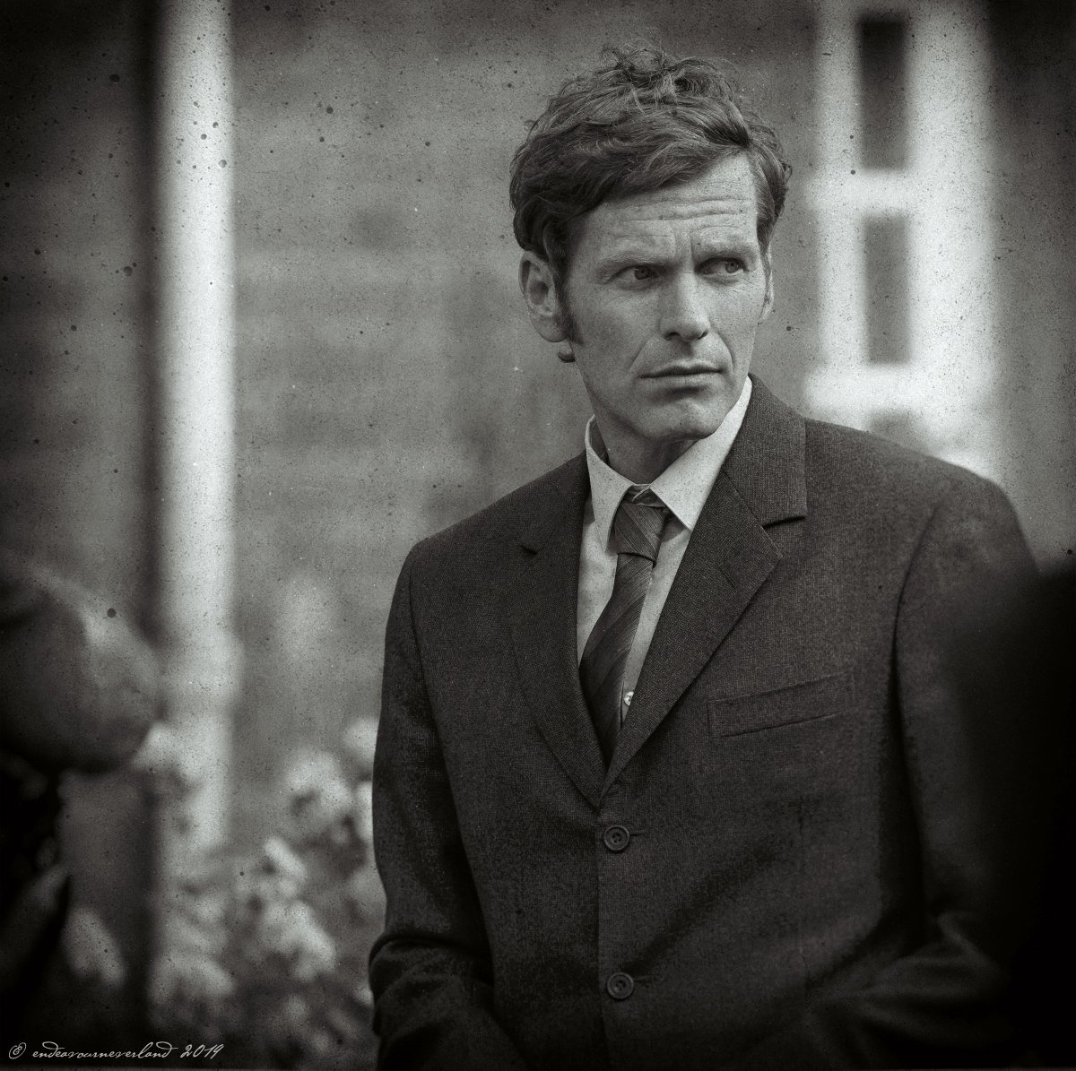 te_angeli's tweet photo. till you couldn't tell me from fog

#ShaunEvans #Endeavour
[Soon's blurry and far away, so... looking back.] https://t.co/b6YCy0Ml1J