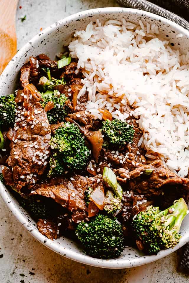 RG_InstantPot's tweet photo. Easy Instant Pot Beef and Broccoli Recipe This easy Instant Pot Beef and Broccoli recipe will have you licking your plate clean! Loaded with tender beef... - https://t.co/hIjlJ7Klte #instantpotmeals #kitchengoals #foodrecipes https://t.co/dQZmORa7CV