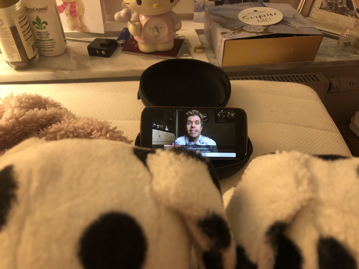 TwinDalmations's tweet photo. @PerezHilton hullo! Glad Bethany made us get up this morning  - &amp; switched fr @svt t @BBCWorld when the sport came on! https://t.co/Z0Tufw28cc