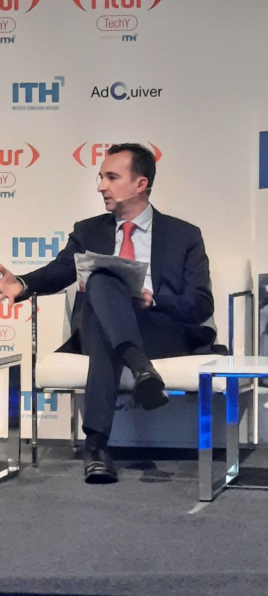 Alexhoteles's tweet photo. Contentos con los resultados de este #Fitur2022 ! Ha superado nuestras expectativas en cuento a afluencia de asistentes. Clima optimista en el mercado debido a una recuperación inminente con un discurso compartido basado en la digitalización y sostenibilidad. https://t.co/FkO1VPNZAL