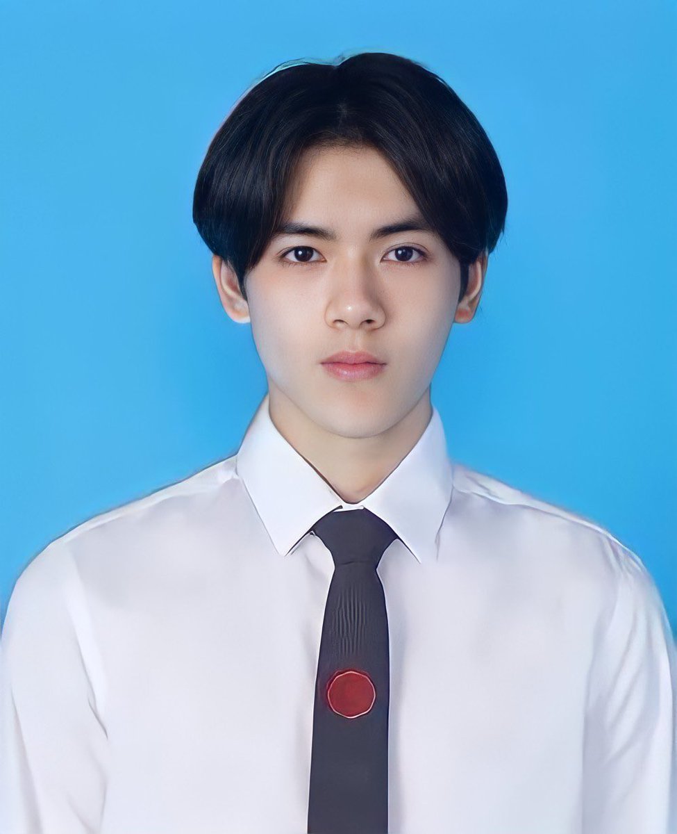 ss_omwar's tweet photo. นี่ก็นึกว่าคนเดียวกันค่ะคุณกิตติ!! 🥺🐣 

#ยอร์ชยงศิลป์ #yorch_yongsin #SEHUN #EXO #เซฮุน #TraineeA https://t.co/bnrbmv0Oqq