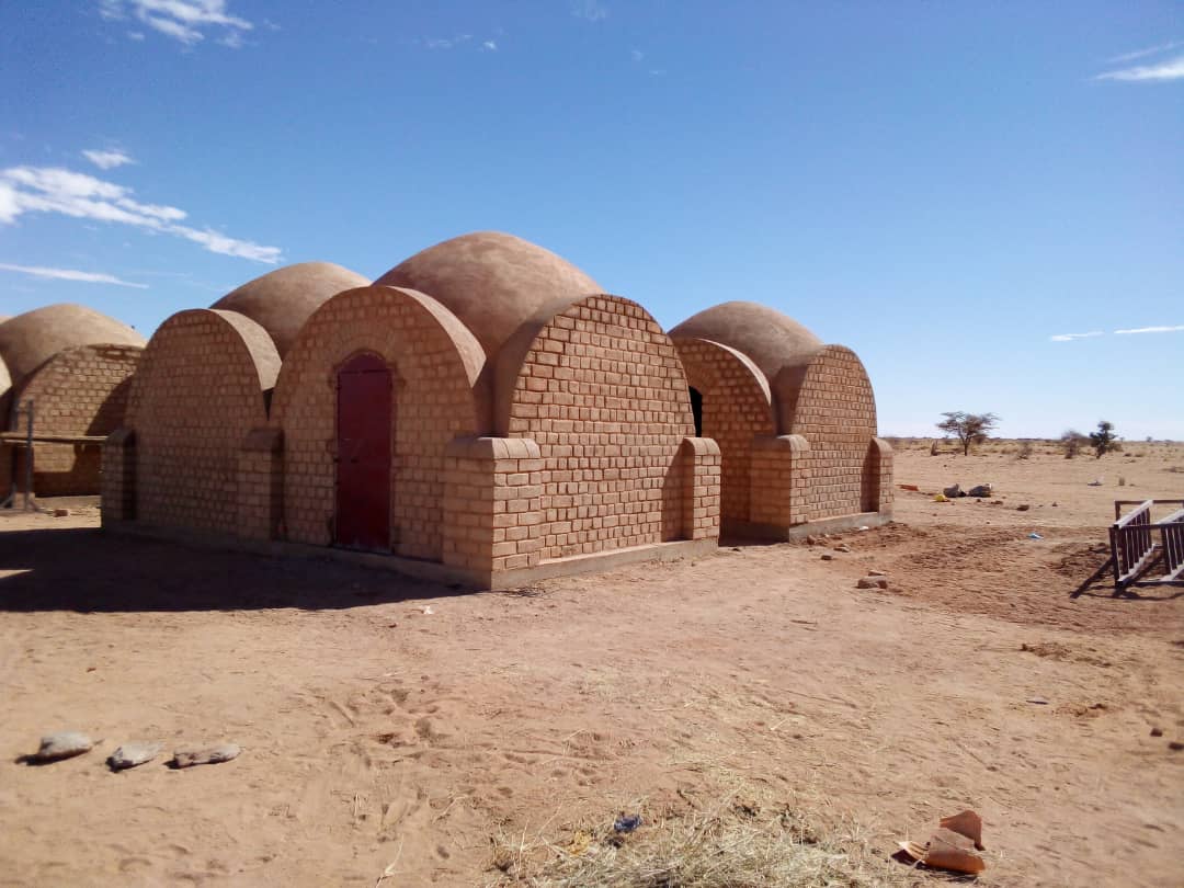 CISPorg's tweet photo. #CISPinNiger
👉Progetto Urbanisation For Change
✅concluse le formazioni di 132 operai della città
✅completate di 22 case sociali bioclimatiche in terra 
✅A breve il lancio di altre 60 costruzioni!
📣Scopri di più su #U4C 
https://t.co/8W9HUFTghy
@aics_it #UnioneEuropea https://t.co/A15IszM8fg