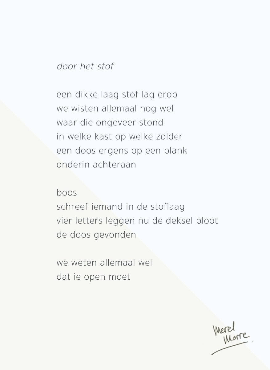 MerelMorre's tweet image. een doos ergens op een plank 
onderin achteraan 

#BOOS #TVOH