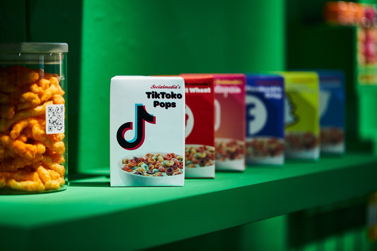 SciGalleryDub's tweet photo. Your Balanced Media Diet by @RossRDowd and Brendan Spillane from @AdaptCentre at our free show BIAS, open now until 30 Jan. An exhibit that shows you how you consume media - and whether you need more variety in your diet.

https://t.co/6RtNnVk4jb https://t.co/RsFiiKPJry