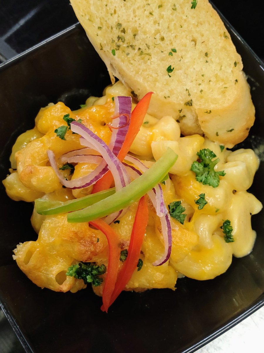 Greenock Food (@foodgreenock) on Twitter photo Happy Friday. Start your weekend off with some homemade macaroni cheese served with garlic bread <a href="/FoodGreenock/">Greenock Food</a> <a href="/GosiaLagiewka/">GL</a> <a href="/CarolineBaci/">Caroline Baci</a> Happy Friday. Start your weekend off with some homemade macaroni cheese served with garlic bread <a href="/FoodGreenock/">Greenock Food</a> <a href="/GosiaLagiewka/">GL</a> <a href="/CarolineBaci/">Caroline Baci</a>