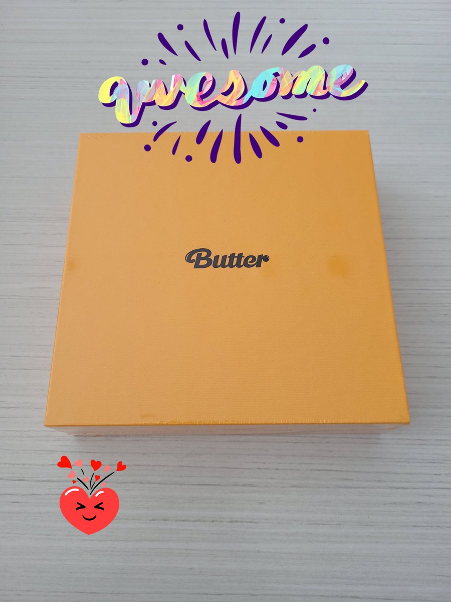 justonearmys's tweet photo. My biggest happiness today was I received my 'Butter Album : Cream vers' after waiting a month ago. No, I didn't buy it by myself, but I got it as a gift, as a winner of a give away by @alineathings by purchasing "Sizzling Romance" by @eclairedelange. Dan ini bentukannya 🥰🥳💜 https://t.co/T0zEeM1vBP