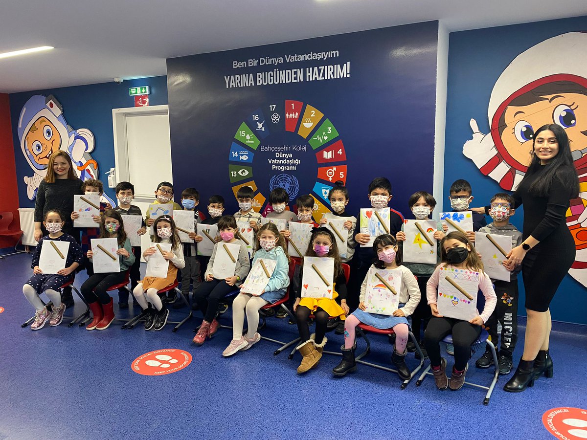 hazirmuge's tweet photo. Mini mini birlerim büyüyorlar...
İyi tatiller 💫 https://t.co/R8Q79h3U76