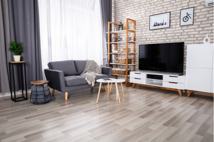 🏡 Wondering 𝙃𝙤𝙬 𝙩𝙤 𝙈𝙖𝙩𝙘𝙝 𝙒𝙖𝙡𝙡 𝘾𝙤𝙡𝙤𝙧 𝙬𝙞𝙩𝙝 𝙒𝙤𝙤𝙙 𝙁𝙡𝙤𝙤𝙧? 

Wooden floors are practical, easy to maintain and create a natural feel with orange, gray, or yellow undertones.