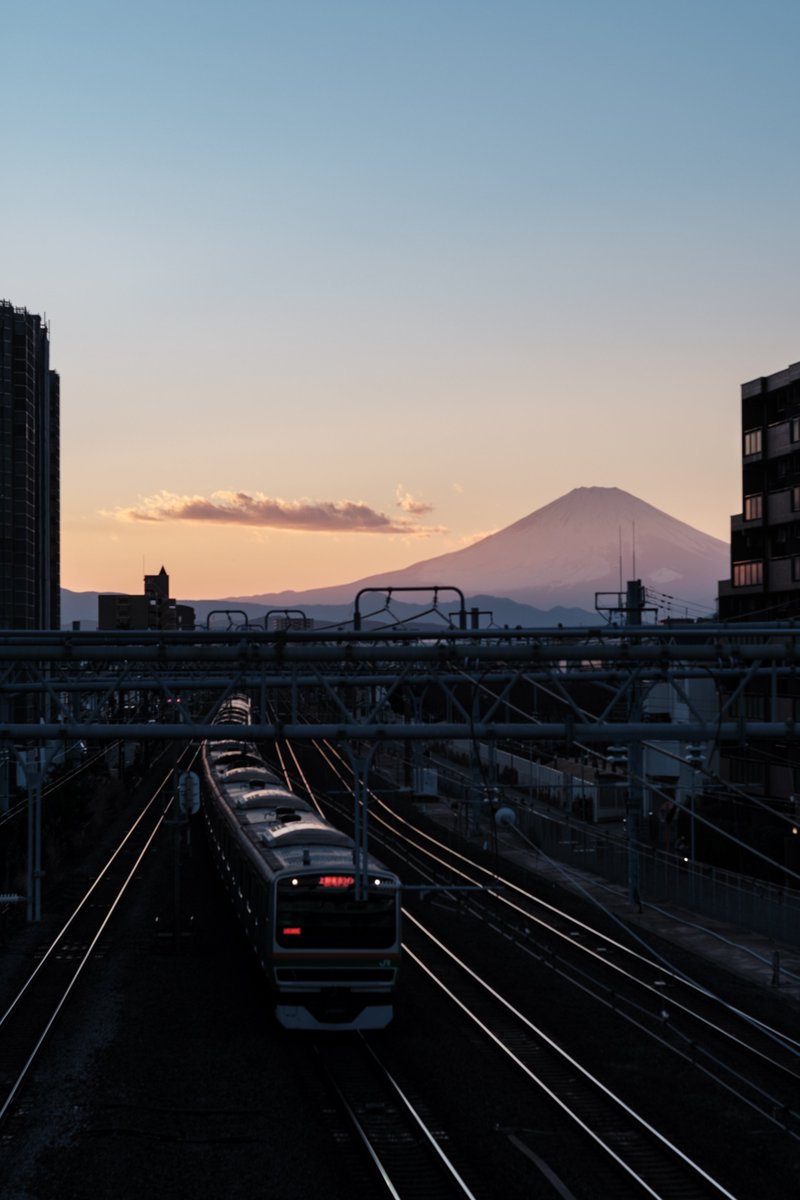 いい天気でしたね～。 明日、ポトレがキャンセルになって凹んでましたが、 今日はなかなかきれいな写真を撮れて持ちなおしました(´▽｀) お疲れ様でした。