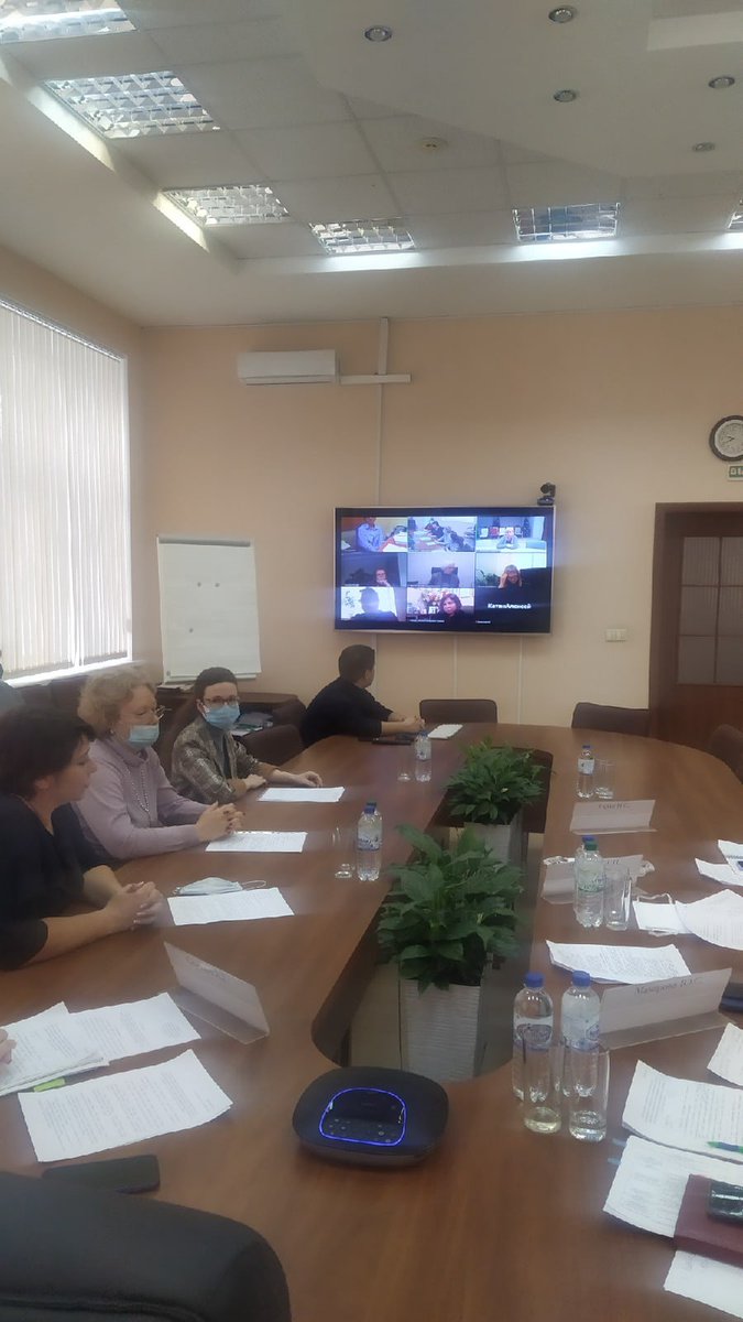 В Департаменте образования 21.01.2022 состоялась 3 экспертная группа при комиссии по делам несовершеннолетних и защите их прав при Администрации г.о. Самара по разбору чрезвычайных происшествий с участием несовершеннолетних обучающихся образовательных организаций г.о. Самара.