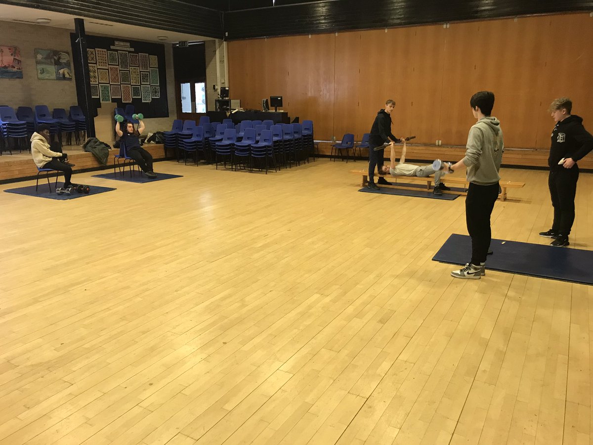 Year 12 Sport students working hard on their strength training programme this morning 💪