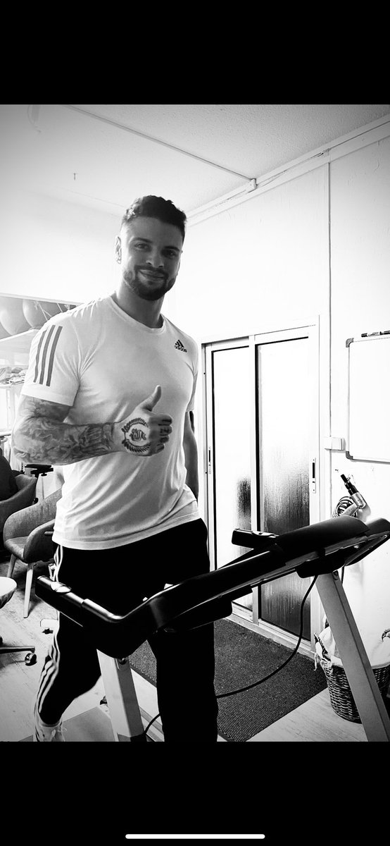 Bonjour à tous 
MERCI à toutes et tous de votre soutien dans l’épreuve que je viens de traverser. Vos messages, témoignages et votre présence, m’ont donné 
une envie inédite 
I’M BACK💪🏽🔥
#résilience #patience #travail#cohésion #nofakelife #recuperation 
<a href="/psghand/">PSG Handball</a> <a href="/adidasFR/">adidasfr</a>