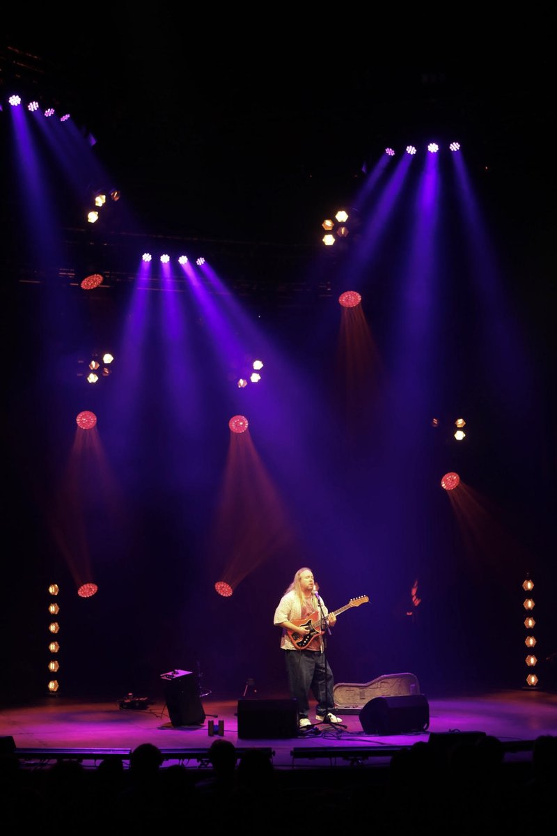 RoundhouseLDN's tweet photo. An absolute CRACKER of a night as we were treated to the exceptional music, tales and wit of the myth, the legend @richarddawson12 🙌 and we could not gush any more about support, Roundhouse Resident Artist @lucamanning_  what a talent🤩 #intheround2022 continues... https://t.co/7YYg7I4h7B