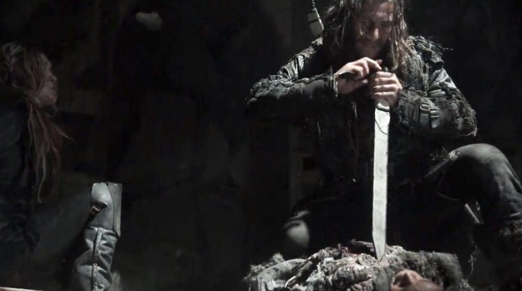 bellarkefiles's tweet photo. "please don't. I'll do anything, I'll stop fighting. Just please don't kill him.” #The100 https://t.co/zhzEll3TKM