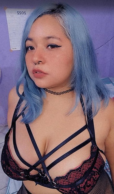 Amigos el live de hoy fue muy triste ya que nadie pod&iacute;a donar por qu&eacute; no los dejo comprar consejos onlyfans:/ Yo