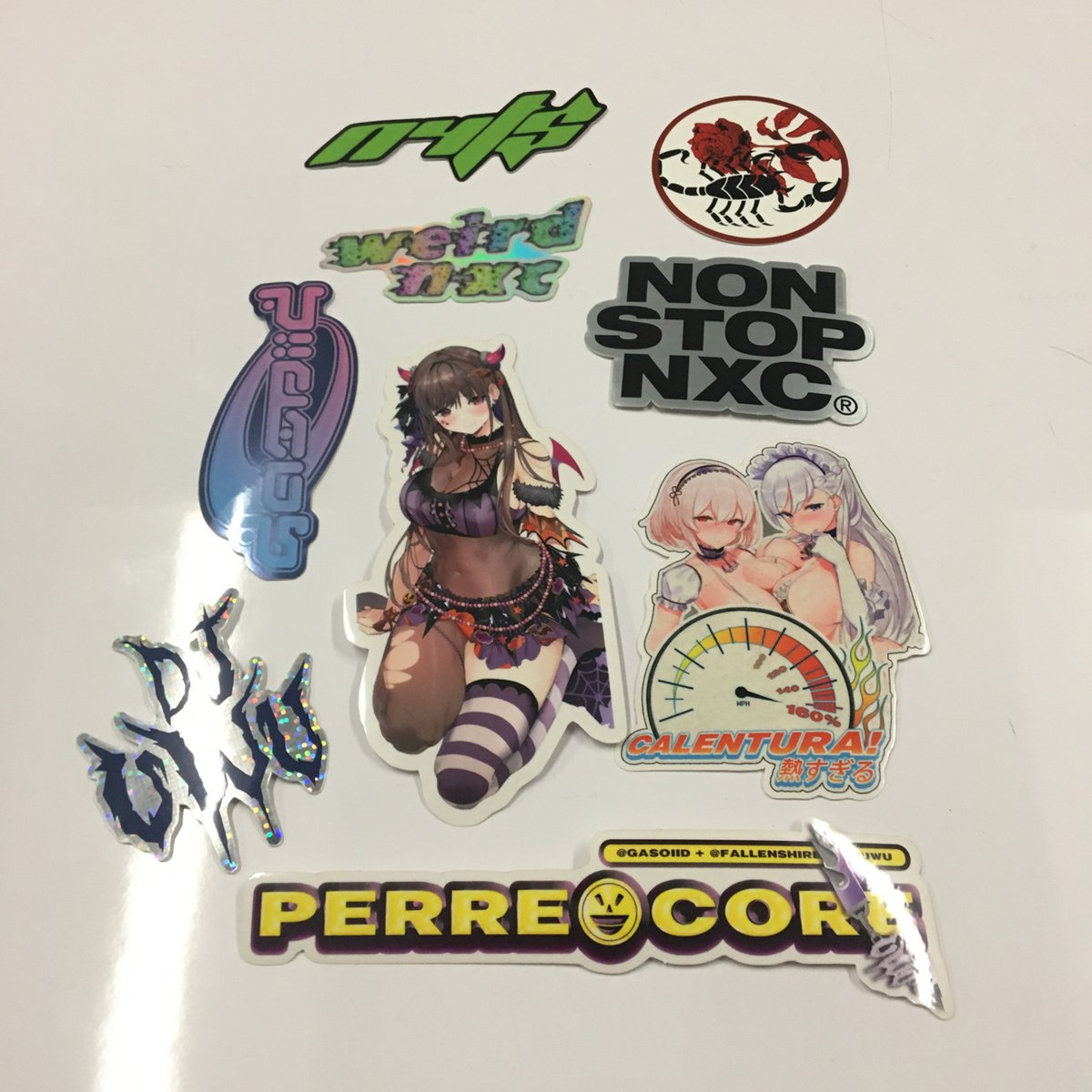 【news】MyspaceロックとTikTokミーム｜コンピレーション『WEIRD NXC ACT 5』リリース

ナイトコア・カルチャーに影響を受けたインターネットレーベルWeird NXC®最新作。00年代のパンクシーンとハイパーポップのハイブリッド。
avyss-magazine.com/2022/01/21/333…