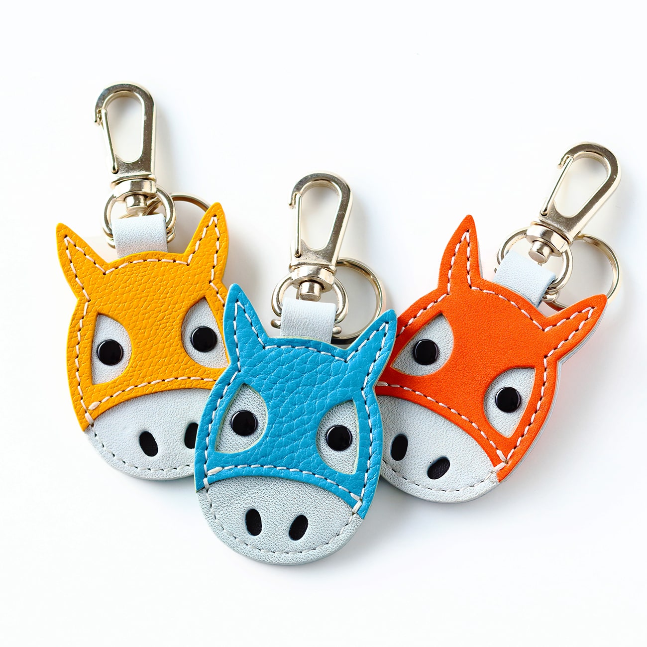 ソメスサドル馬メンコキーホルダー芦毛