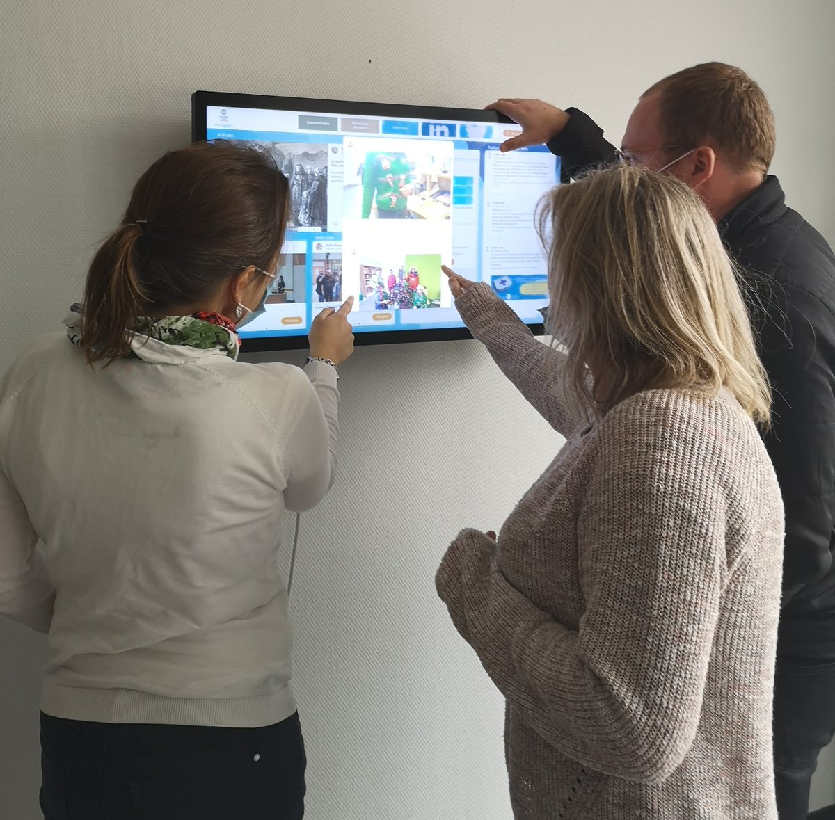 Chêne Vert a choisi de faire confiance à <a href="/Steeple_FR/">Steeple</a>  pour son nouvel outil de communication interne 👌
La solution, interactive et conviviale permet à tous nos collaborateurs de communiquer à partir de leurs ordinateurs, téléphones ou sur l'écran tactile en salle de pause ☕️
👇