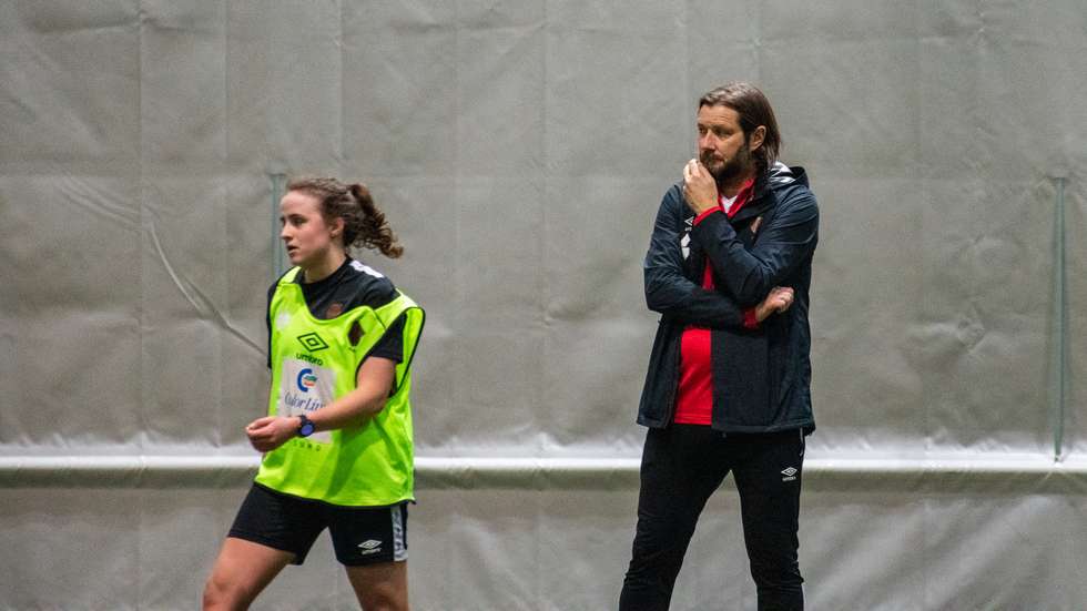 AaFK Fortuna har allerede hentet tre spillere. Nå jakter de spiller med internasjonal erfaring.(pluss) dlvr.it/SHX7G9