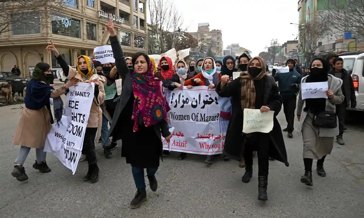 TeamBharat_'s tweet photo. The Taliban regime in Afghanistan are back at resorting to harassment of protestors, journalists &amp; civil society activists. Two women protestors have gone missing with fears that they have been abducted by the Taliban. (1/4)
#NoWomenRights https://t.co/IKlkfp0VX9