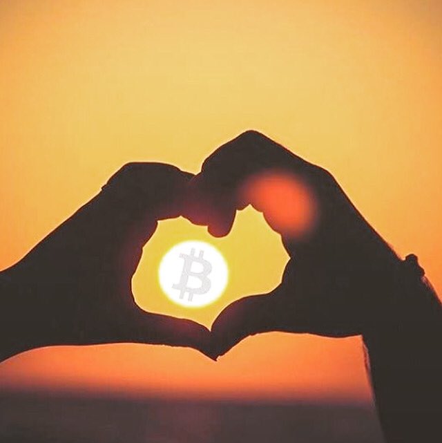 ionlarregui's tweet image. Amamos Bitcoin por lo que significa, por lo que nos ofrece y por lo que nos permite.
Incensurable, inconfiscable, luchando contra la inflación y separando el dinero de los políticos y devolviéndoselo a la gente.

Tu 🏧 Cajero de #Bitcoin en Murcia Centro!!!

#BitBase #atmbitcoin