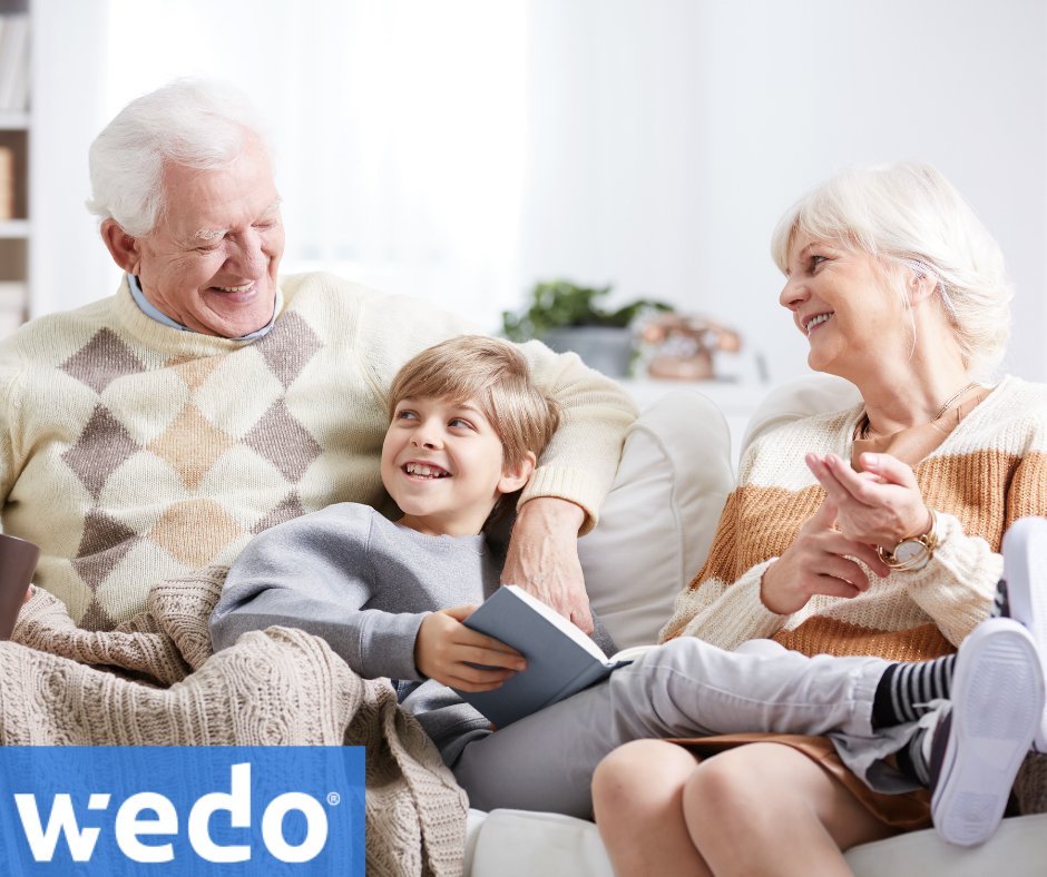 WeDoPL's tweet photo. 21 i 22 stycznia to szczególne dni!

Dzień babci i dzień dziadka to czas, w którym honorujemy wszystkie babcie i dziadków. 👵🏻👴🏻

𝐏𝐚𝐦𝐢𝐞̨𝐭𝐚𝐣𝐜𝐢𝐞 𝐨 𝐬𝐰𝐨𝐢𝐜𝐡 𝐧𝐚𝐣𝐛𝐥𝐢𝐳̇𝐬𝐳𝐲𝐜𝐡 ❤️ https://t.co/GBy4BpjjsQ