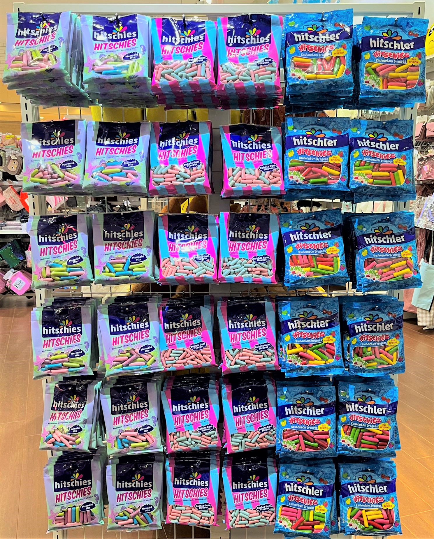 Twitter 上的 サンキューマート 公式 即完売だった ヒッチーズ が再入荷しました つるつるの表面に 噛むとパリパリ Asmr動画でも大人気のソフトキャンディ サンキューマート では マーメイド バブルガム オリジナル をご用意 全品390円 税込421円