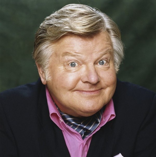 CultOfBritCom's tweet photo. Alfred Hawthorne Hill #BOTD 1924 better known as #BennyHill

A master of double entendre and slapstick..

Star of his own show and of course.. #TheItalianJob #ChittyChittyBangBang
#ThoseMagnificentMen 

For me he’ll always be Ernie🥛 
👇🏻Watch here👇🏻
https://t.co/aAOGJMrQo4 https://t.co/vvG6TBhgqd