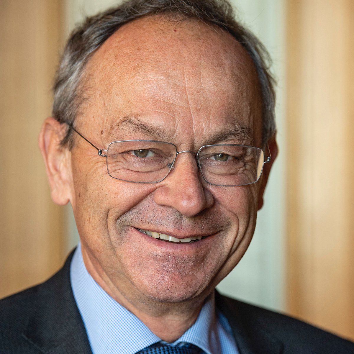 La #JourneeInfra 2022 a lieu le 10 février <a href="/SwissTech_EPFL/">SwissTech Convention Center 🤝 #MeetInSwitzerland</a>. 
Olivier Français <a href="/OliFrancais/">Olivier Français</a> viendra nous parler de la qualité suisse, une fierté mais aussi une exigence attendue de tous.
Réservez votre billet sur infra-suisse.ch/fr/manifestati…