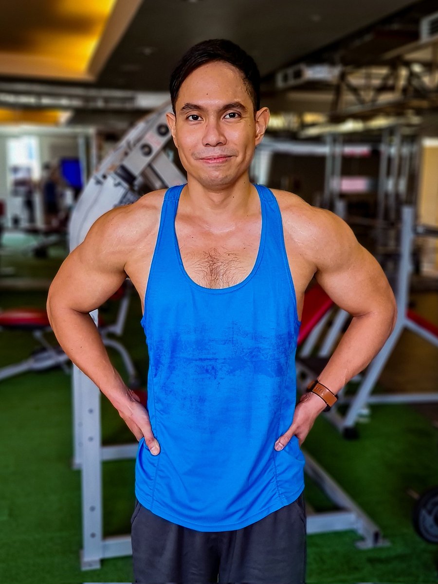 AlbertDomingo's tweet photo. We all go through phases. My current one has lighter weights, a lot of reps, and short rest periods. ๐
#Push #StayFocused #Training #AngHirap https://t.co/SBBzfar9xF