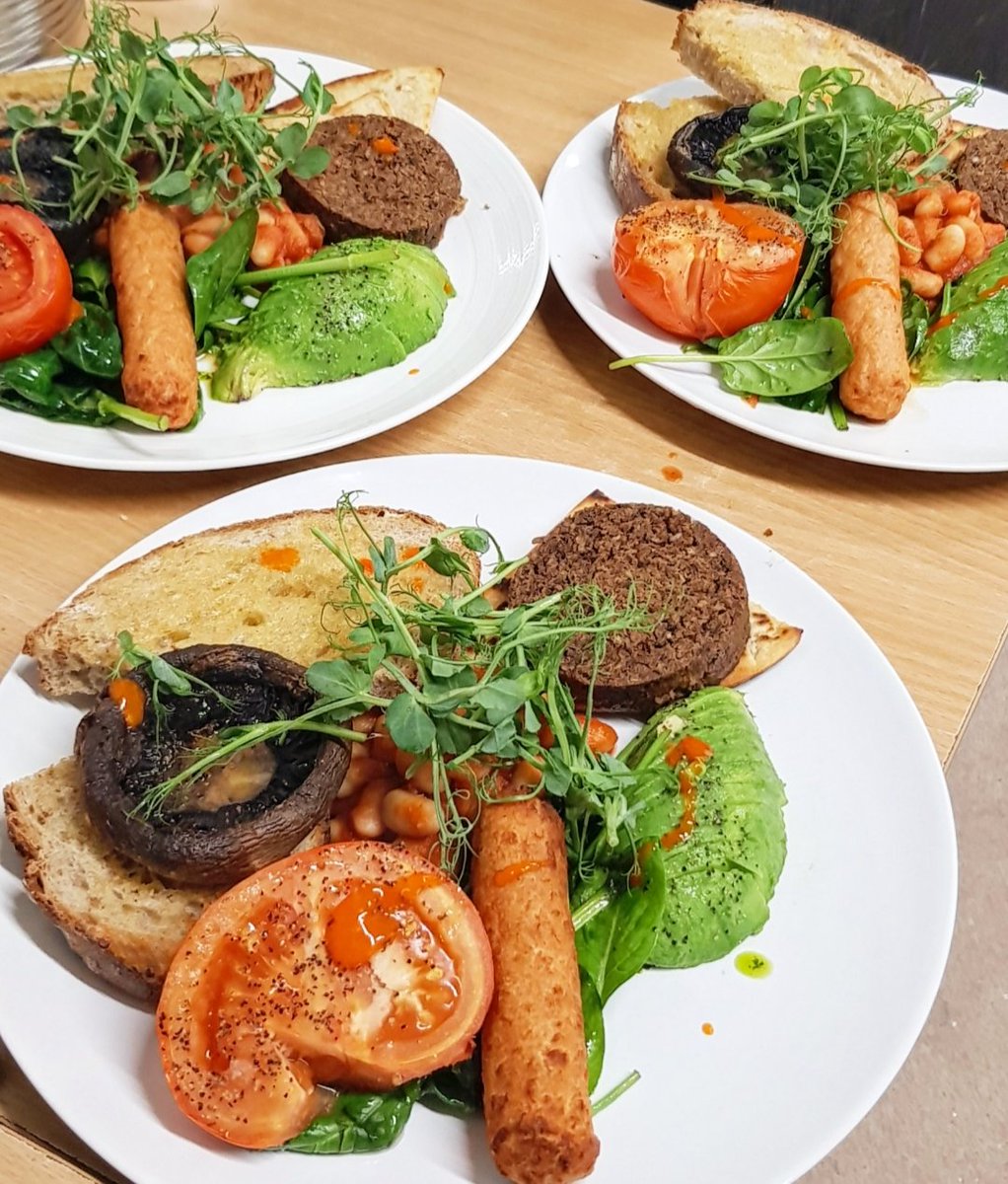 Our Full Vegan Brekkies are flying out if the kitchen this morning😊

Come and join us and treat yourself - its finally Friday!!! 

#edinburgh #edinburghfood #breakfast #FridayMotivation #fridaymorning #FridayFeeling #FridayVibes #brunch #scotland #scottishfood