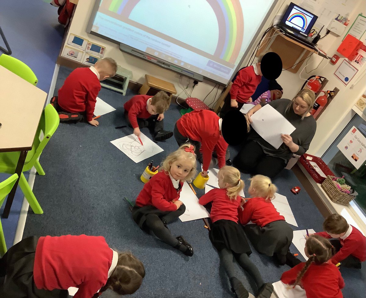 IPMATGroveLea's tweet photo. Over Grove Lea this week the children spotted a rainbow as they came to school π we loved to see the excitement and added this into our session...
#curious #naturalphenomenon #spontaneouslearning #nursery https://t.co/85zYEOxdCZ
