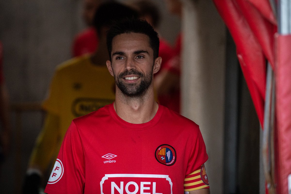 🎂 𝗣𝗘𝗥 𝗠𝗢𝗟𝗧𝗦 𝗔𝗡𝗬𝗦, <a href="/albertblazquez/">albert blazquez</a>!

Just l'endemà de passar pel quiròfan, el defensa besaluenc celebra els seus 3️⃣0️⃣ anys. Xifra assenyalada per al capità de la #UEOlot, que viu la seva setena temporada al club.

❤️ Que passis un bon divendres, Albert!

#ÀnimsBlaz