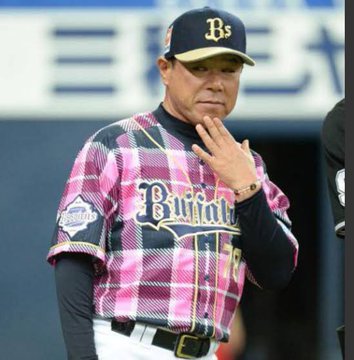 プロ野球のユニフォームがホームで白なのはなぜ ビジターは何色 雲の上はいつも晴れ