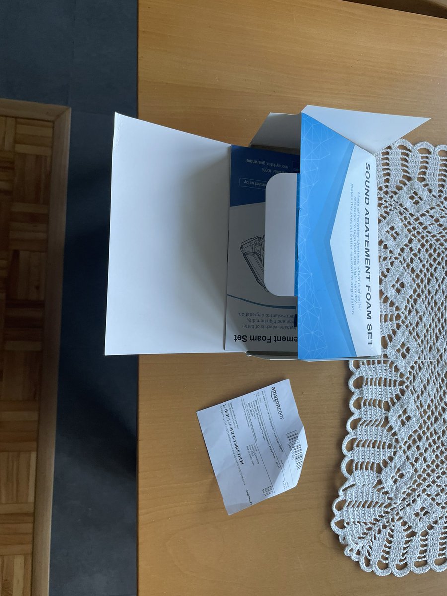 madamov's tweet photo. Stiglo za tri dana iz Amerike, ukupni trošak manje od 60 evra, sada sledi zamena i javljam utiske #foamgate #dreamstation1 #Recall https://t.co/cv8OLBE3cx