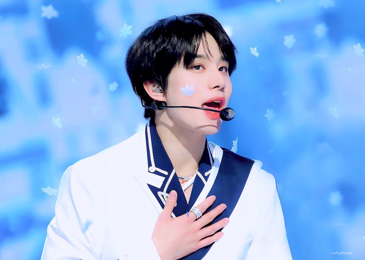 ᴡʜᴀᴛᴇᴠᴇʀ tweet media