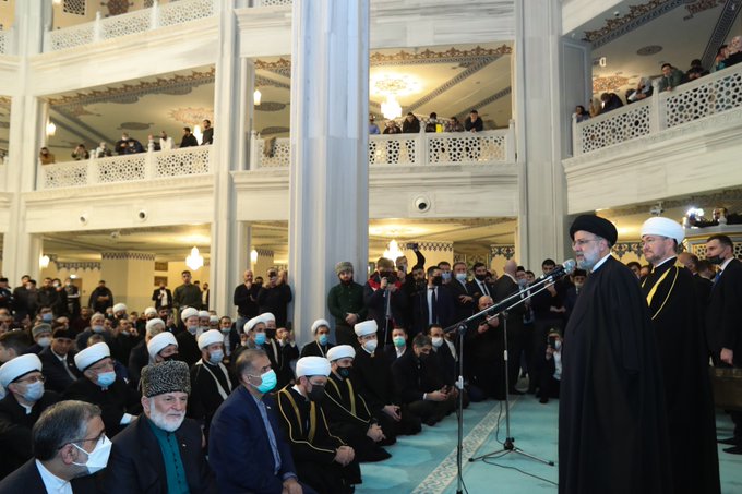 Mosques across Islamic world stopped spread of Takfiri movements: Iran’s President Raisi