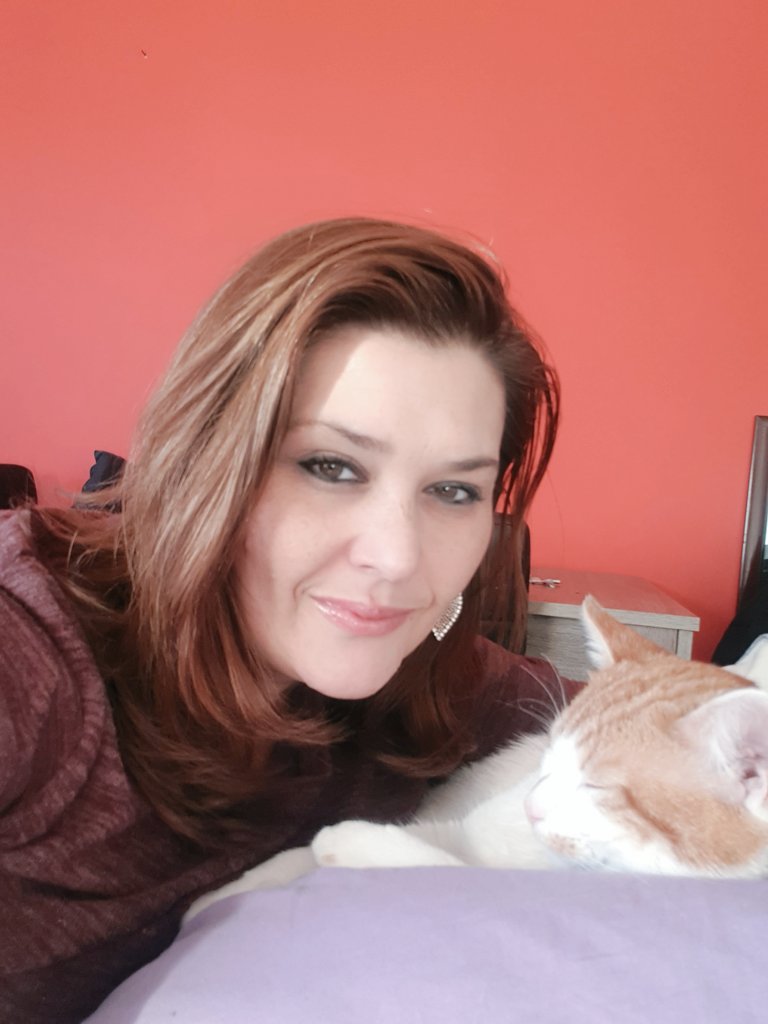 neveroffended_'s tweet photo. Goodmorning from Us! 🥰 https://t.co/ukY2EiTWpv