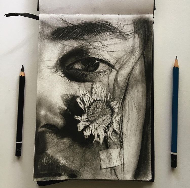 jojivisakh's tweet photo. ‘SUNFLOWER’
Large size drawing and sketch book drawing 
#NFTCommunity #NFT #nftcollector https://t.co/lQnJHTfVLH