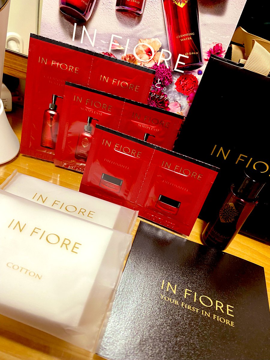Party_REI's tweet photo. 抽選で当たったやつ届いて、使って3日目なんだけどなかなか良かった(*^^*)✨
ALBION好きな人は絶対好き💖
香りはオーガニック強めで好きな人苦手な人分かれるけど、自然系の香り・花の香り好きなら大好物間違いない♪
めっちゃしっとりふっくらしたよお肌(ノ)'∨'(ヾ)モチモチ
#INFIORE https://t.co/FjaBPauI2m