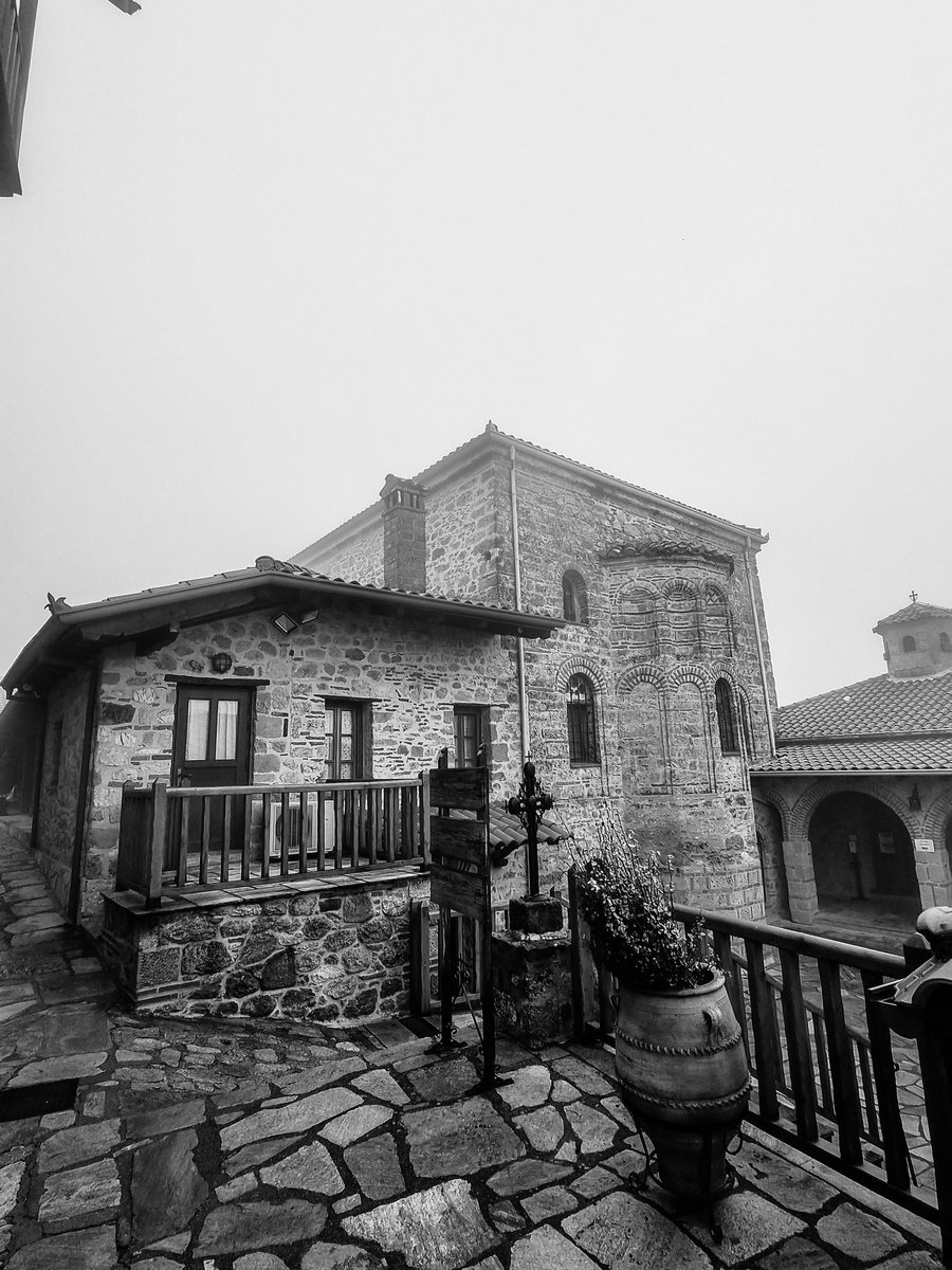 memoibaw's tweet photo. Meteora 039. Unique NFT Photography. Taken in Meteora, Greece. Part of my Memories in Black and White collection. A Unique Collection of Photographs that capture a unique memory in my life through the lens. #NFTs #nftphotography #NFT
https://t.co/y3AR9Y6jlZ https://t.co/tCbJbBfcUV