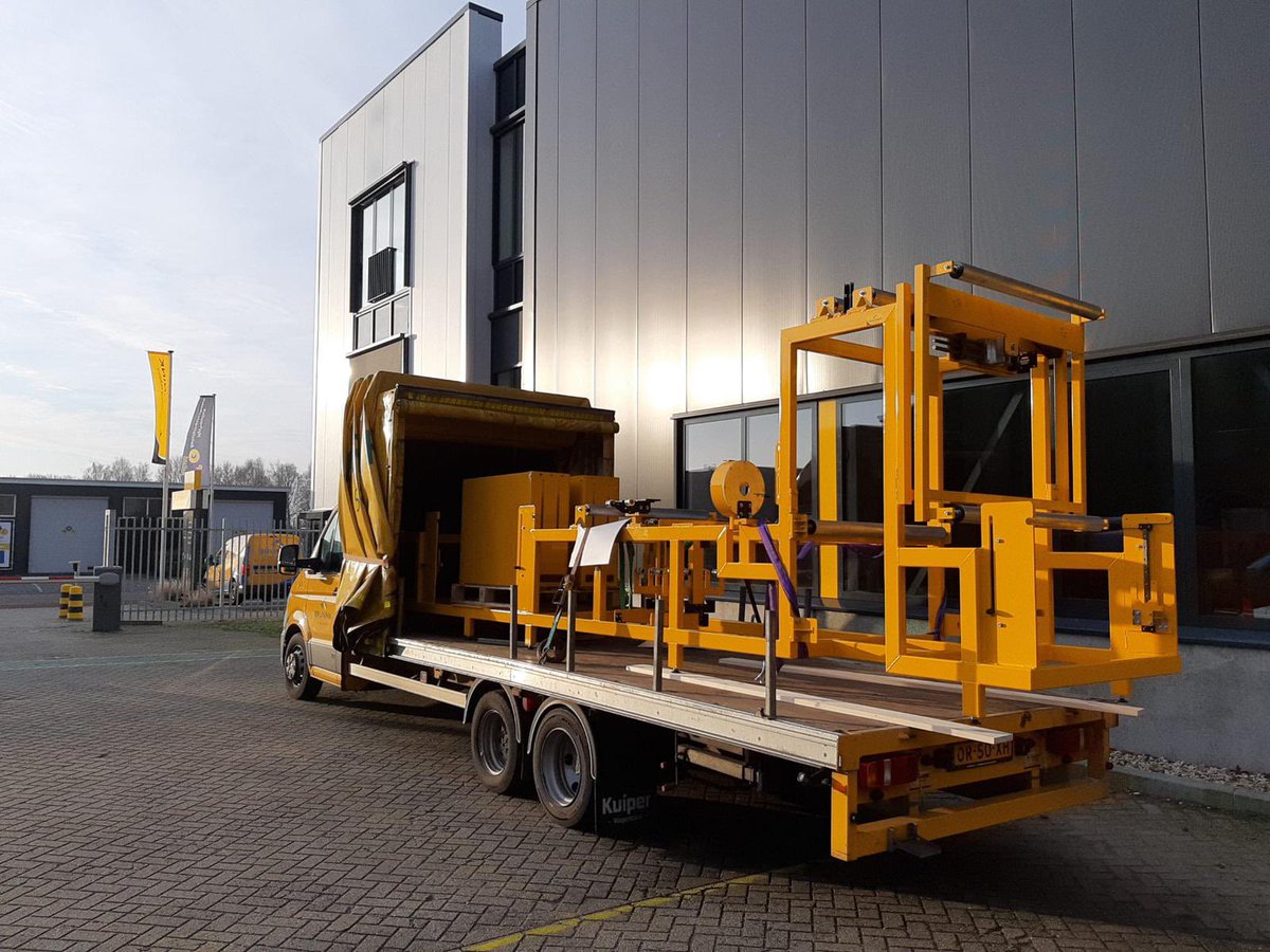 BruninkGroep's tweet image. Onze #week4 in foto’s:
O.a. Meervoudige bunker met 4 trechters afgeleverd aan #asfaltcentrale en nieuw geproduceerd #machineframe voor kunststoffolie producent.
#engineering #industry #mechanicalengineering #procestechniek