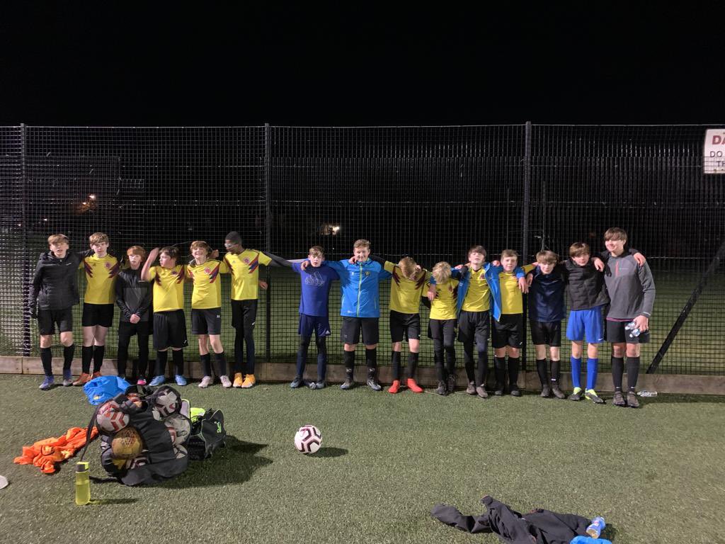 Good training session last night with the boys, good energy all round and they are so united as a team now, the last few years have seen lots of adjustments but they’ve connected now so well <a href="/BritanniaTaxis_/">Britannia Taxis</a> 👍🏻⚽️🦁