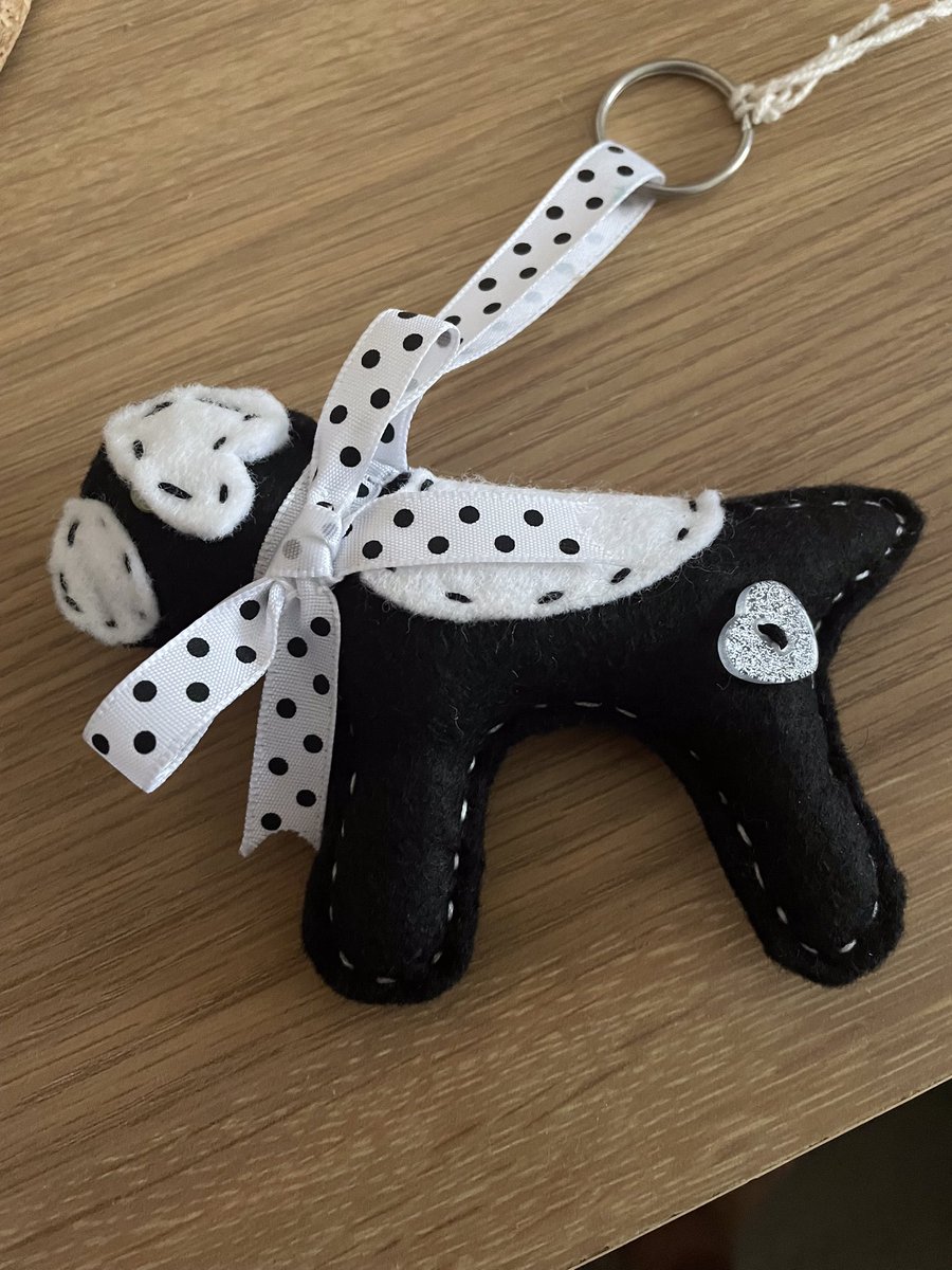 Deb 🌺 tweet media